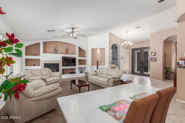 $1,099,999 | 3060 East Hope Street, Mesa, AZ 85213