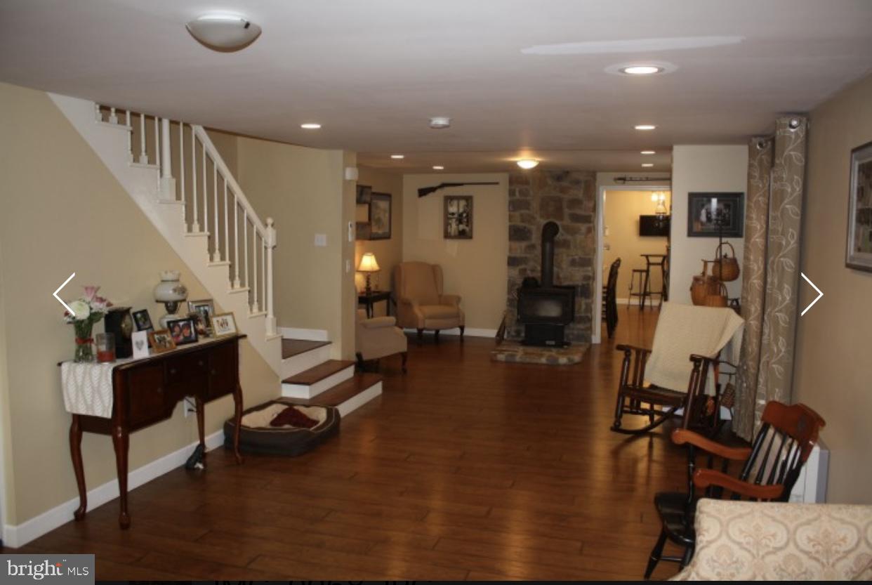 128 Cumberland Street Clear Spring, MD 21722 - Photo 2 of 41