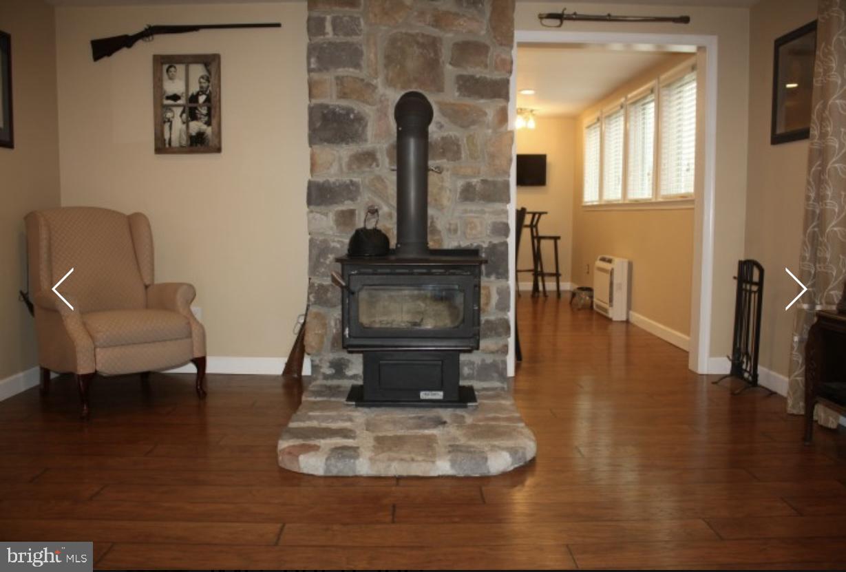 128 Cumberland Street Clear Spring, MD 21722 - Photo 4 of 41