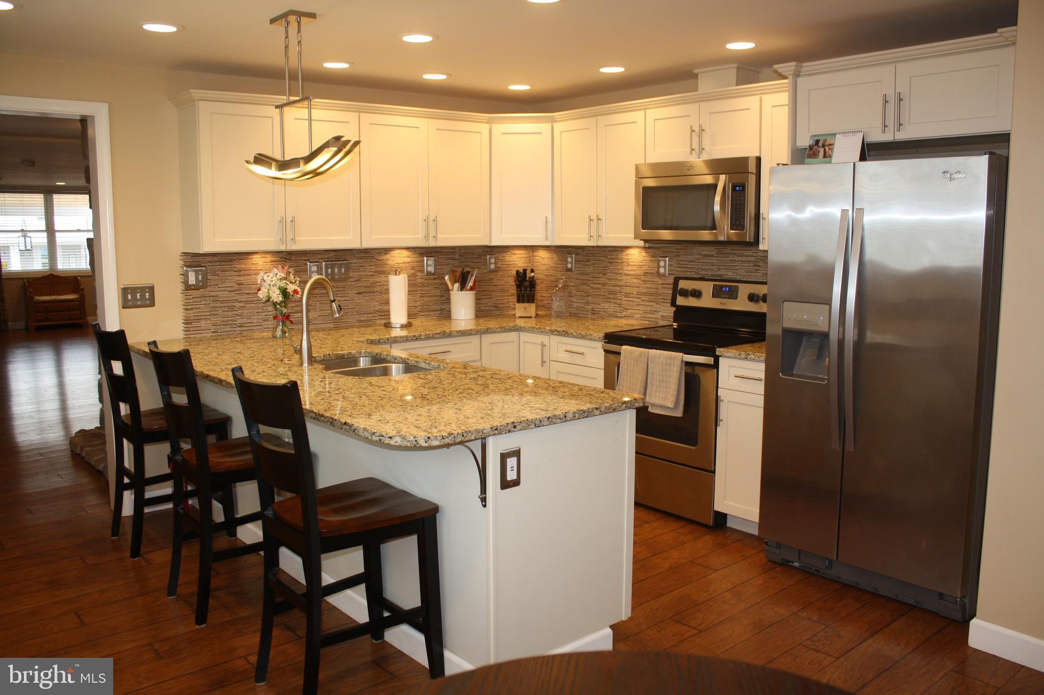 128 Cumberland Street Clear Spring, MD 21722 - Photo 8 of 41 beautiful granite countertops