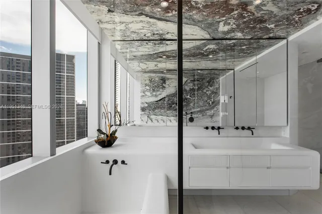 $2,850,000 | 851 Northeast 1st Avenue, Unit 3411, Miami, FL 33132