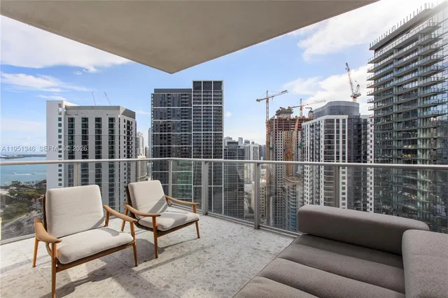 $2,850,000 | 851 Northeast 1st Avenue, Unit 3411, Miami, FL 33132