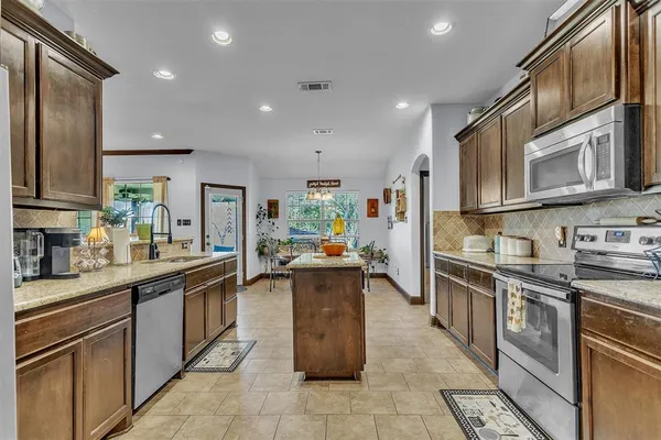 $619,000 | 3676 County Road 2208, Caddo Mills, TX 75135