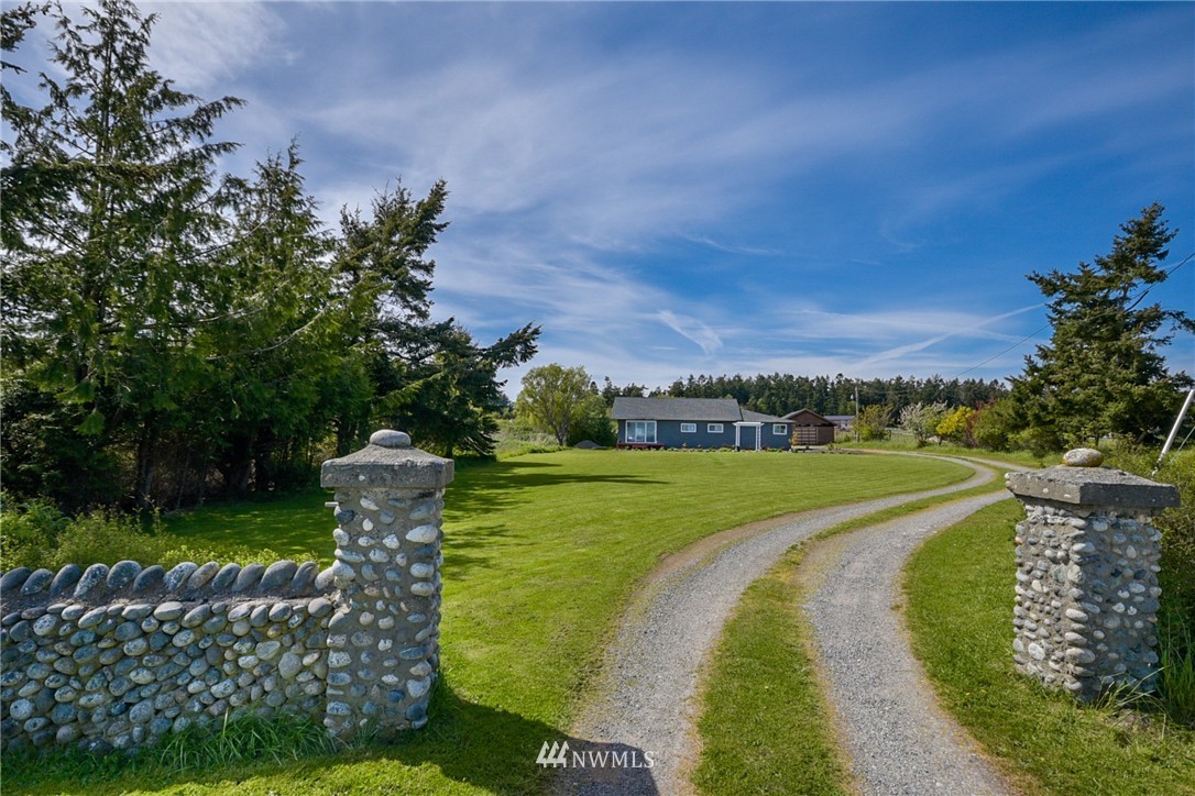 1020 Fort Casey Road Coupeville, WA 98239 - Photo 1 of 1 Gallery Image 1