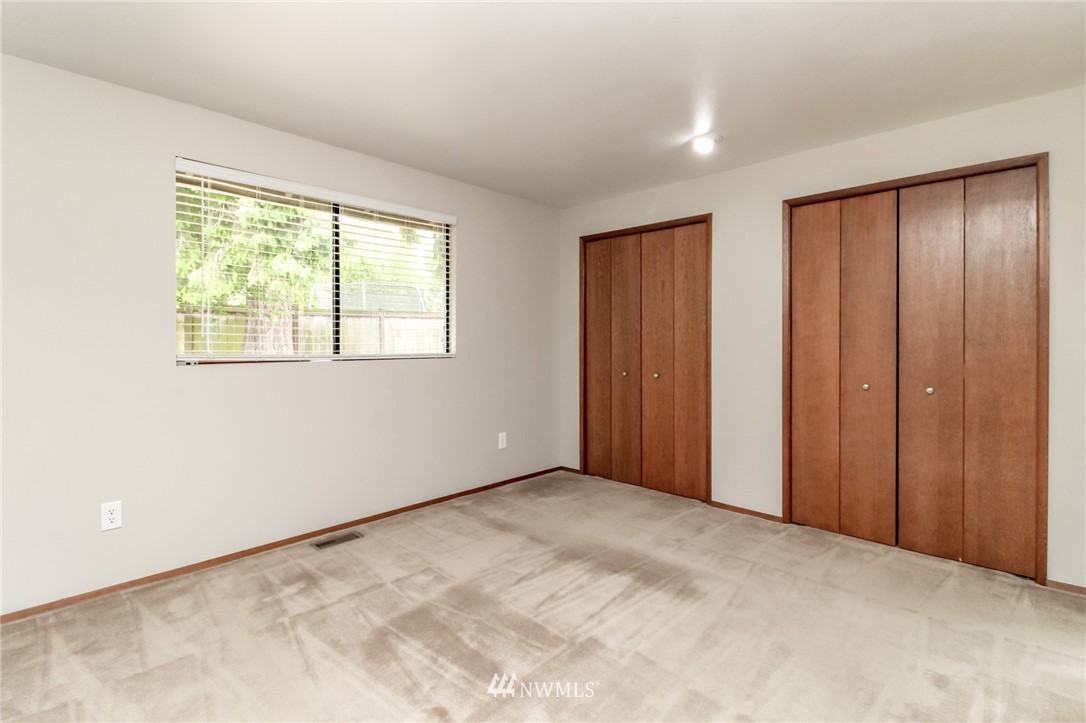 2228 Northeast 12th Street Renton, WA 98056 - Photo 17 of 29