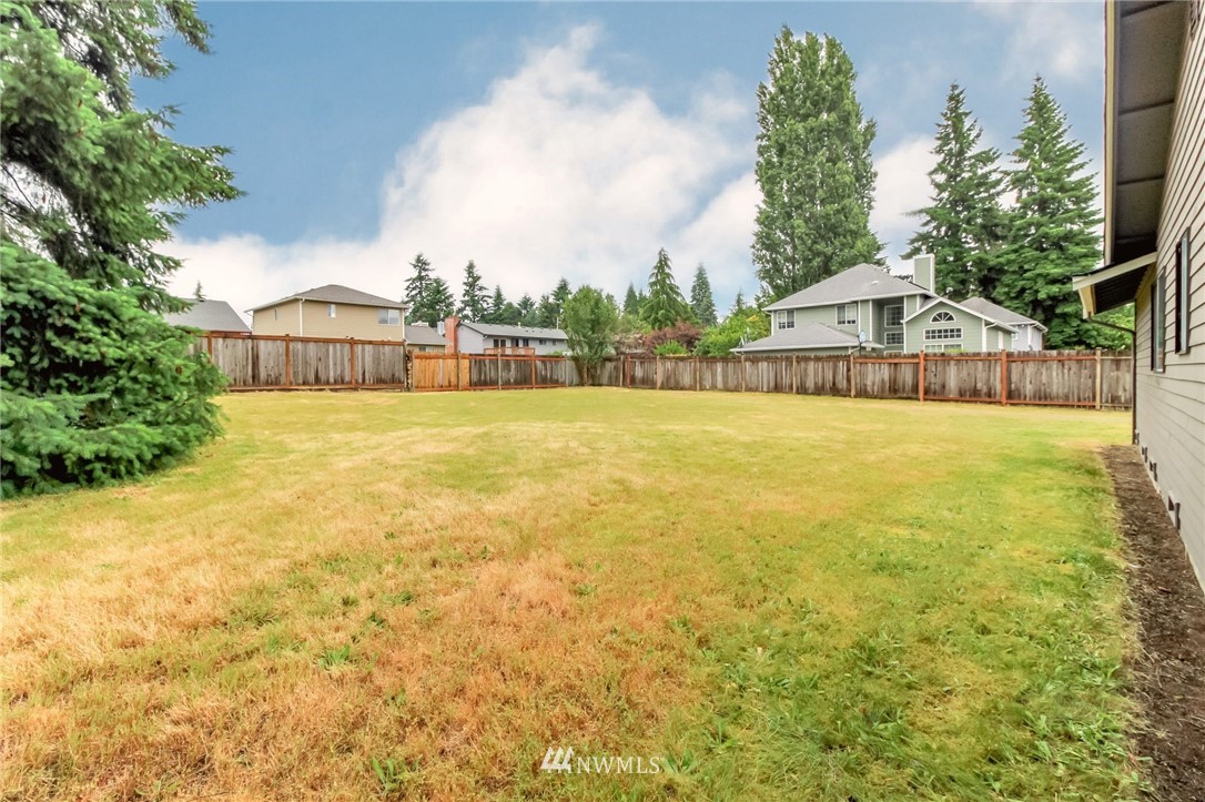 2228 Northeast 12th Street Renton, WA 98056 - Photo 22 of 29