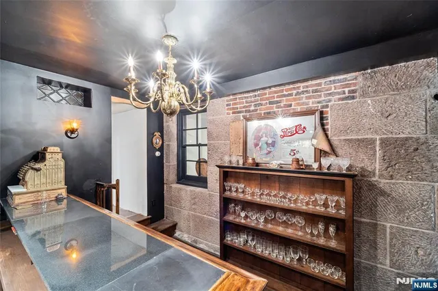 $3,495,000 | 9 East Saddle River Road, Saddle River, NJ 07458