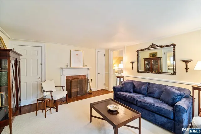 $3,495,000 | 9 East Saddle River Road, Saddle River, NJ 07458