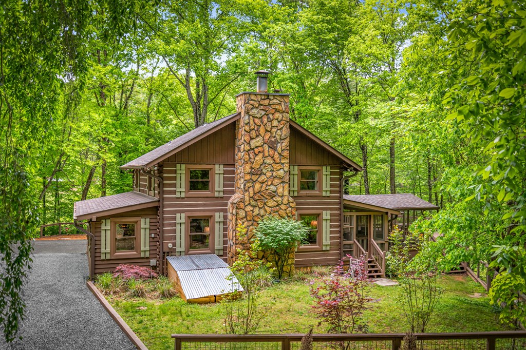 916 Old Cashes Valley Road Blue Ridge, GA 30513 - Photo 5 of 84