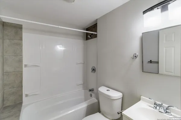 $220,000 | 4434 Mountain Pass, Von Ormy, TX 78073