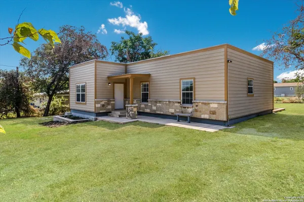 $215,000 | 4434 Mountain Pass, Von Ormy, TX 78073