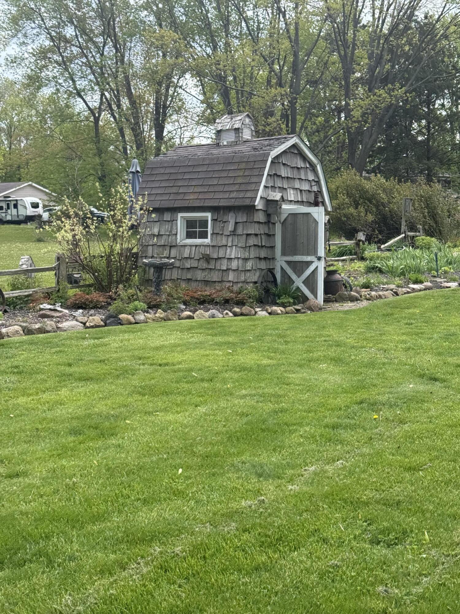 9461 River Road Pleasant Prairie, WI 53158 - Photo 16 of 16 Shed