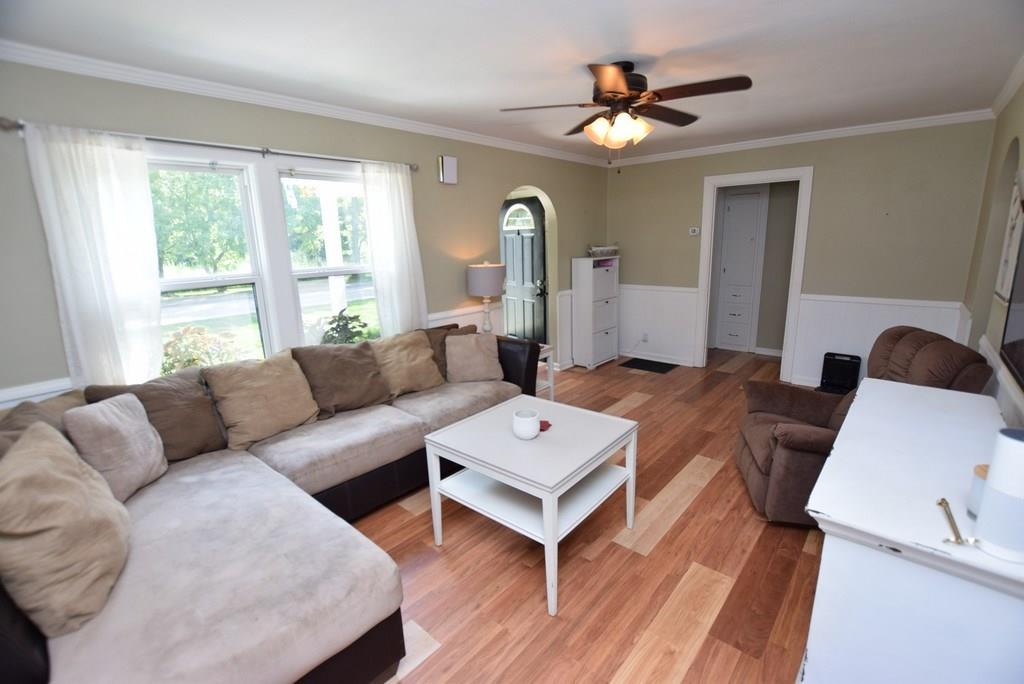 520 South Pendleton Avenue Pendleton, IN 46064 - Photo 6 of 26