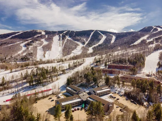 $400,000 | 8 Fall Line Drive, Unit W216, Newry, ME 04261