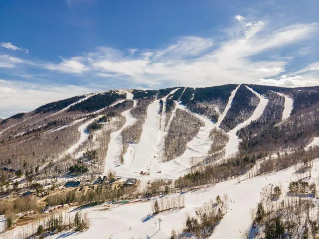 $400,000 | 8 Fall Line Drive, Unit W216, Newry, ME 04261