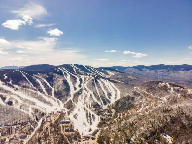 $400,000 | 8 Fall Line Drive, Unit W216, Newry, ME 04261