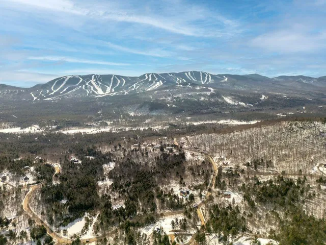 $400,000 | 8 Fall Line Drive, Unit W216, Newry, ME 04261