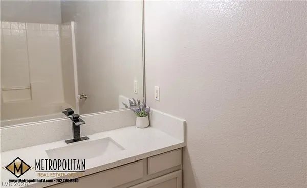 $1,695 | 6780 Newby Lane, Pahrump, NV 89060