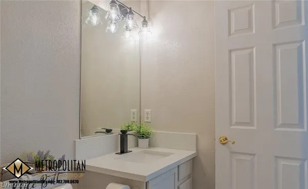 $1,695 | 6780 Newby Lane, Pahrump, NV 89060