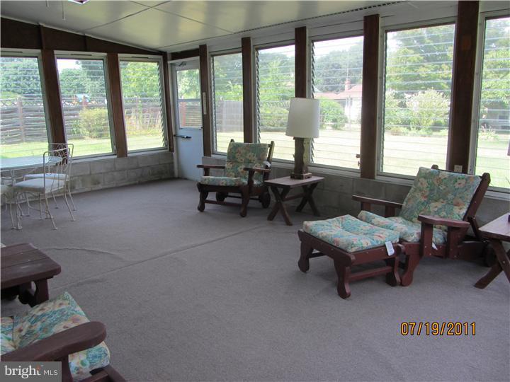 2150 Riverton Road Cinnaminson, NJ 08077 - Photo 8 of 20 Sun Room