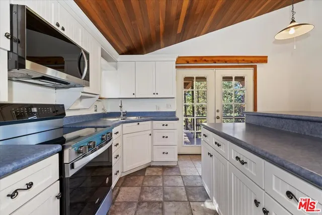 $349,000 | 6302 Spruce Avenue, Angelus Oaks, CA 92305