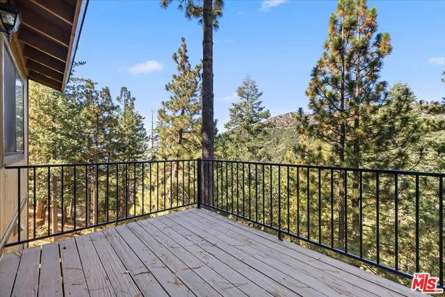 $349,000 | 6302 Spruce Avenue, Angelus Oaks, CA 92305