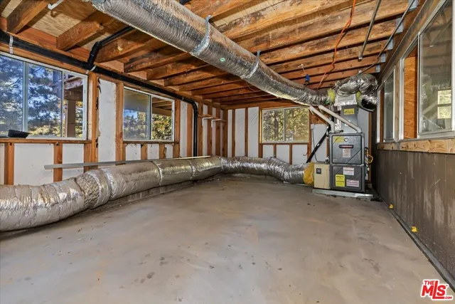 $349,000 | 6302 Spruce Avenue, Angelus Oaks, CA 92305