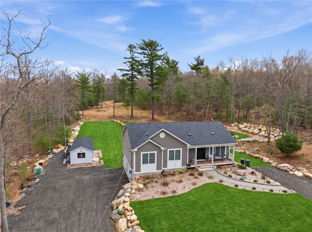 380 Ledge Road Coventry, RI 02816 - Photo 5 of 50
