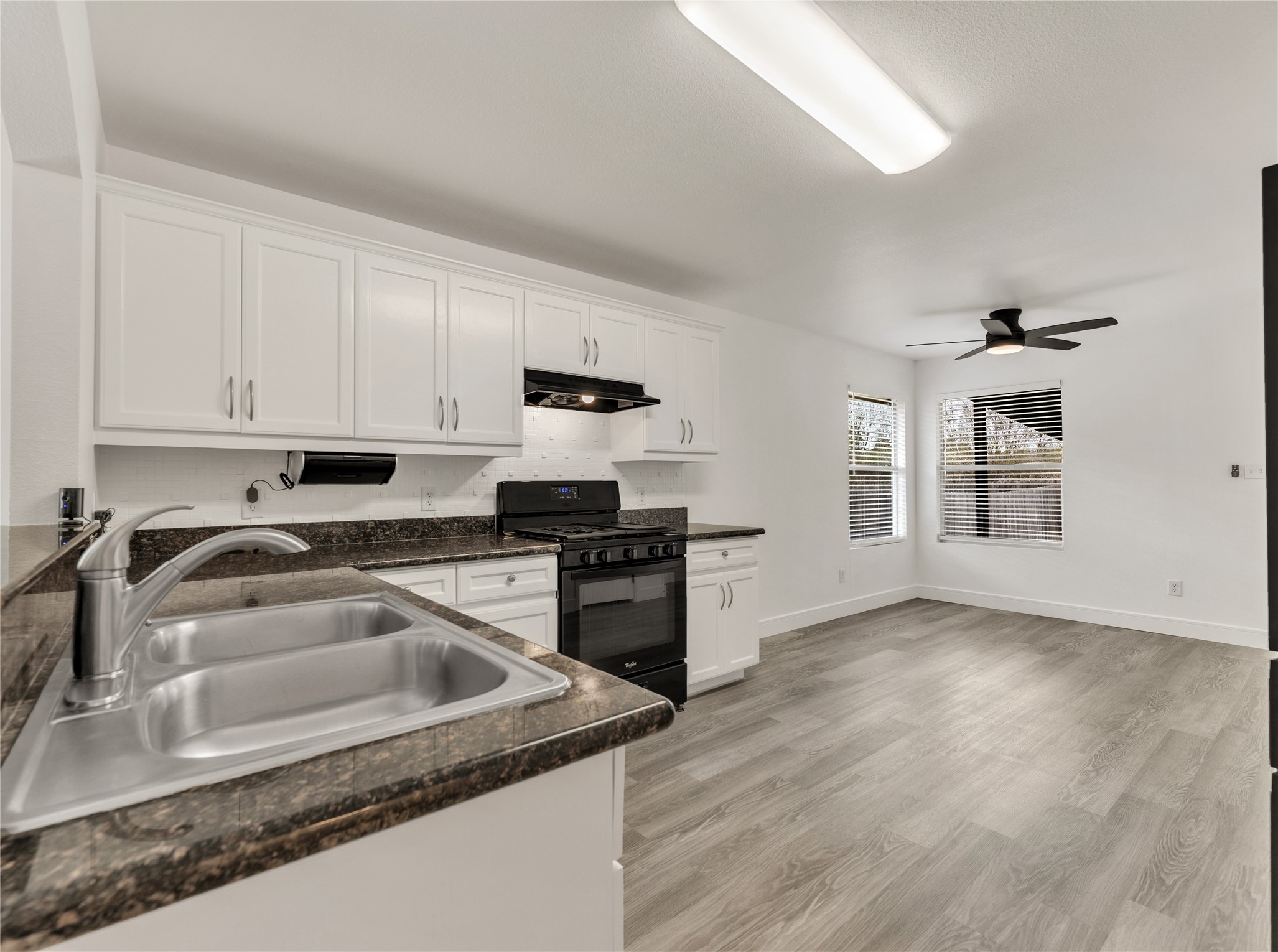 1108 Cottage Grove Circle Bryan, TX 77801 - Photo 14 of 29