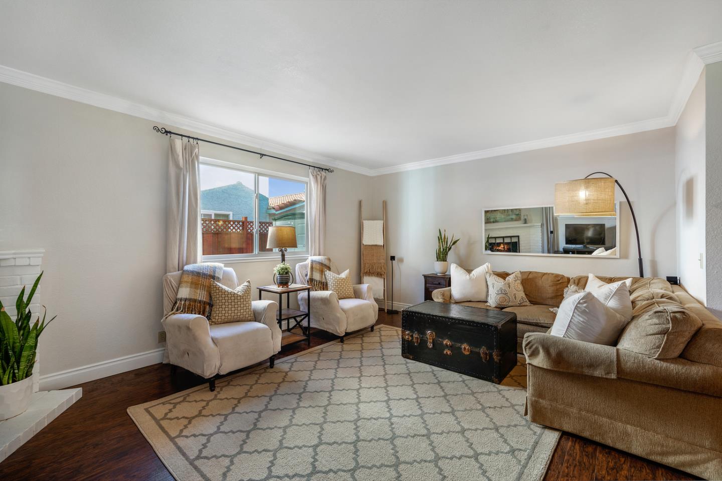 6479 Barron Place Gilroy, CA 95020 - Photo 4 of 26 a living room with furniture