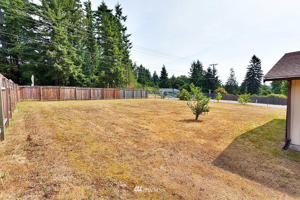 4068 Phillips Road Southeast Port Orchard, WA 98366 - Photo 5 of 23 Gallery Image 5