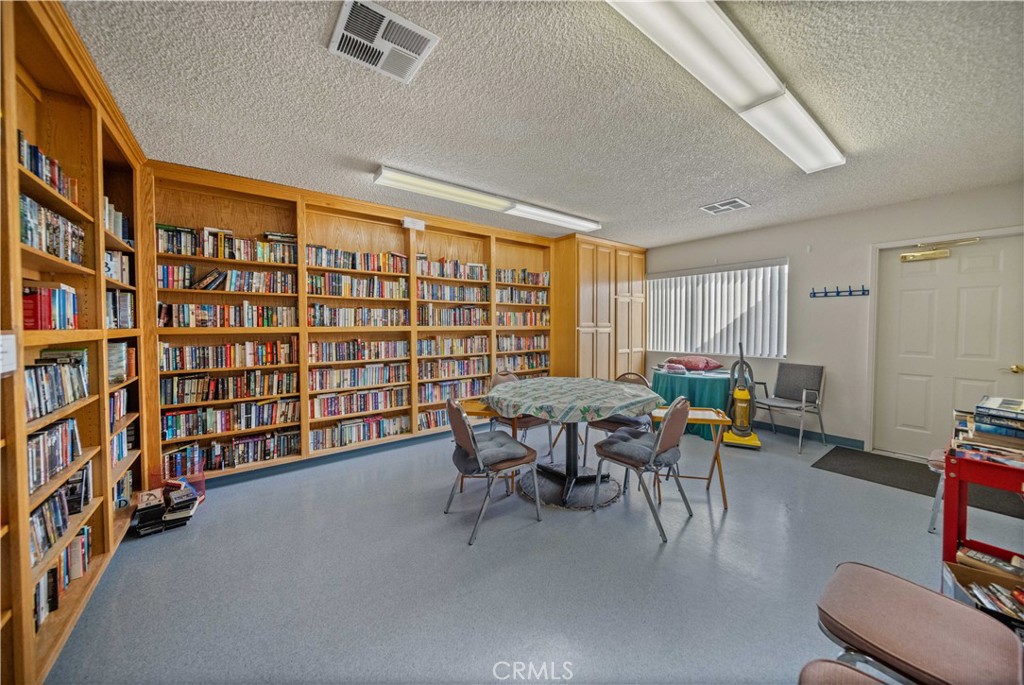 600 South Dennison Road, Unit 13 Tehachapi, CA 93561 - Photo 25 of 28