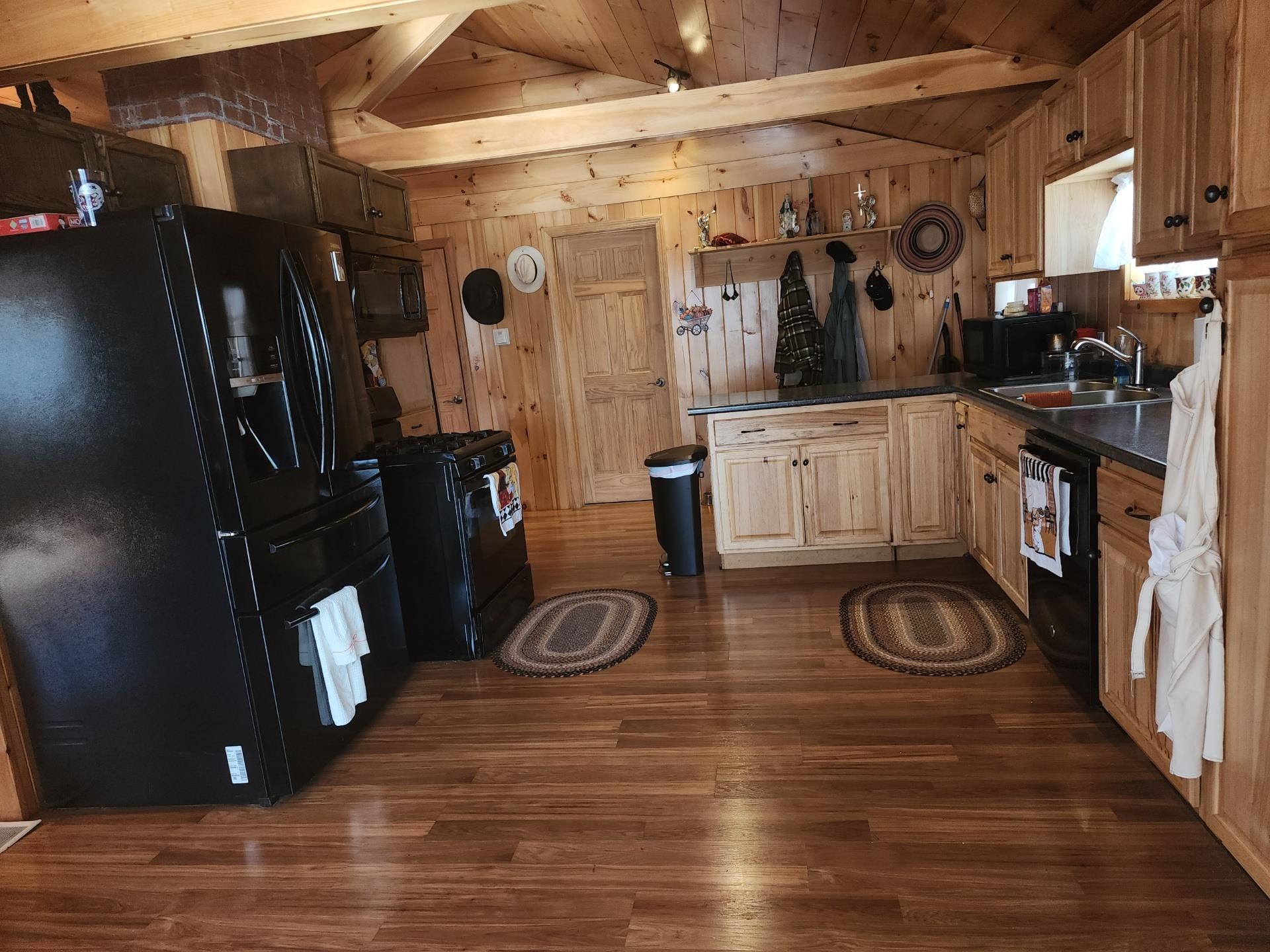 650 Valley Road Morgan, VT 05853 - Photo 7 of 29