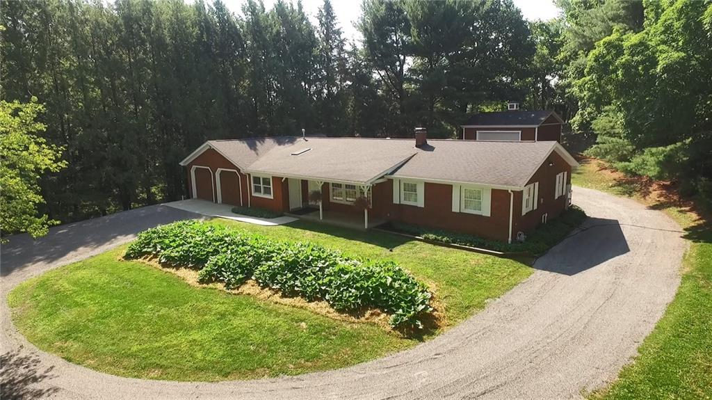 354 Center Grange Road Monaca, PA 15061 - Photo 1 of 25 Gallery Image 1