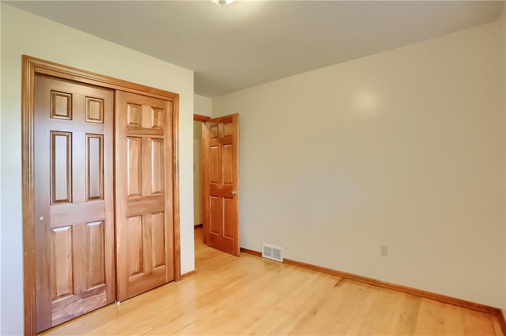 354 Center Grange Road Monaca, PA 15061 - Photo 14 of 25 Gallery Image 14