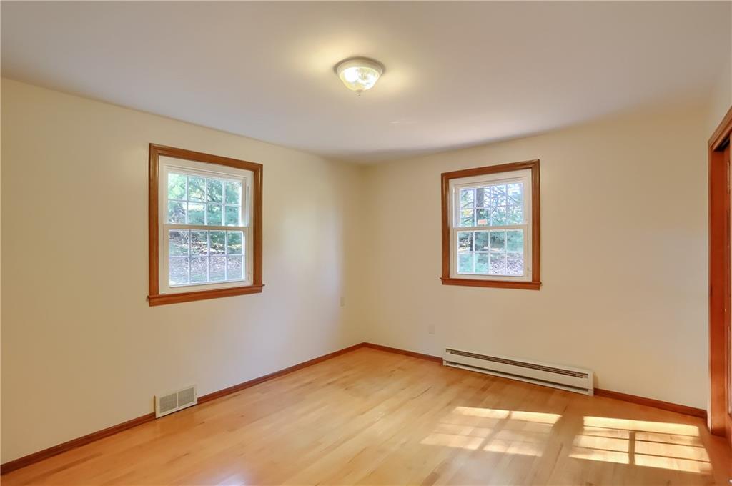 354 Center Grange Road Monaca, PA 15061 - Photo 17 of 25 Gallery Image 17
