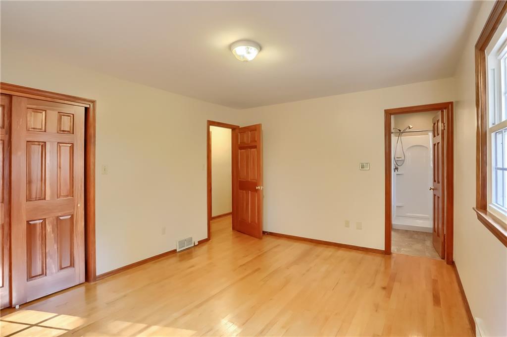 354 Center Grange Road Monaca, PA 15061 - Photo 18 of 25 Gallery Image 18