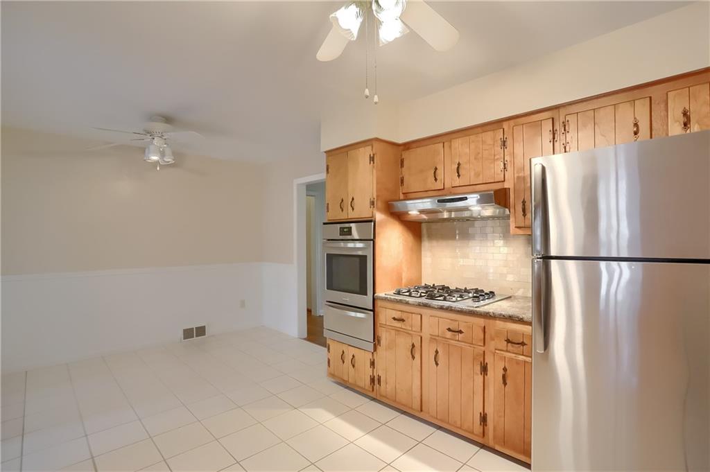 354 Center Grange Road Monaca, PA 15061 - Photo 7 of 25 Gallery Image 7