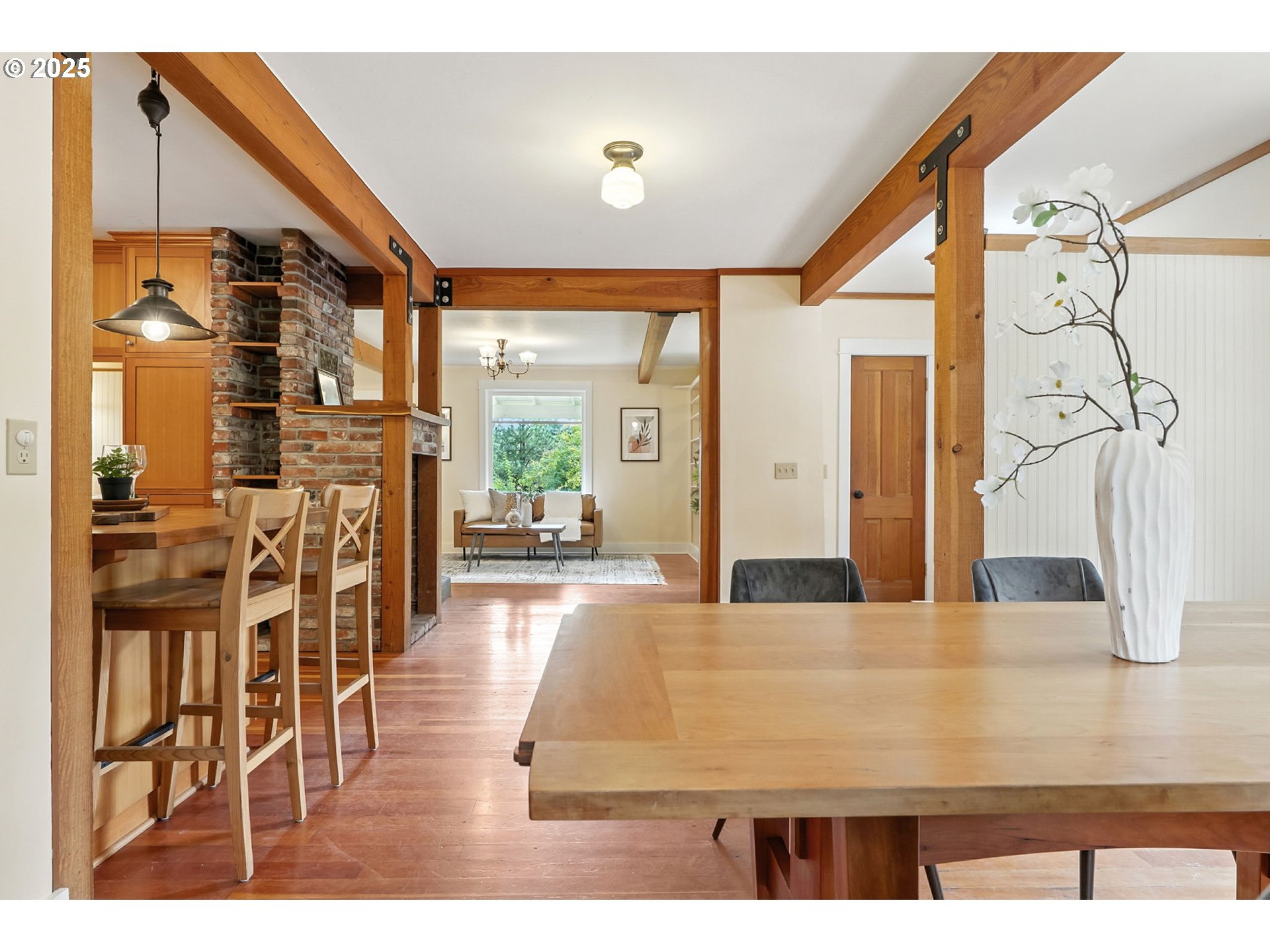 951 Mosier Creek Road Mosier, OR 97040 - Photo 15 of 48 Gallery Image 15