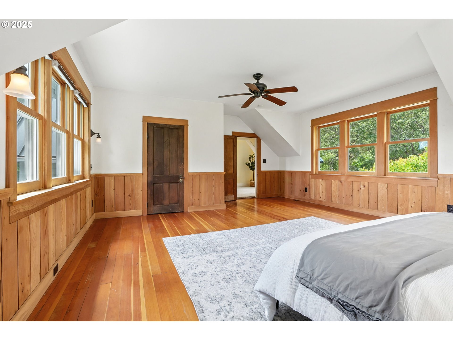 951 Mosier Creek Road Mosier, OR 97040 - Photo 22 of 48 Gallery Image 22