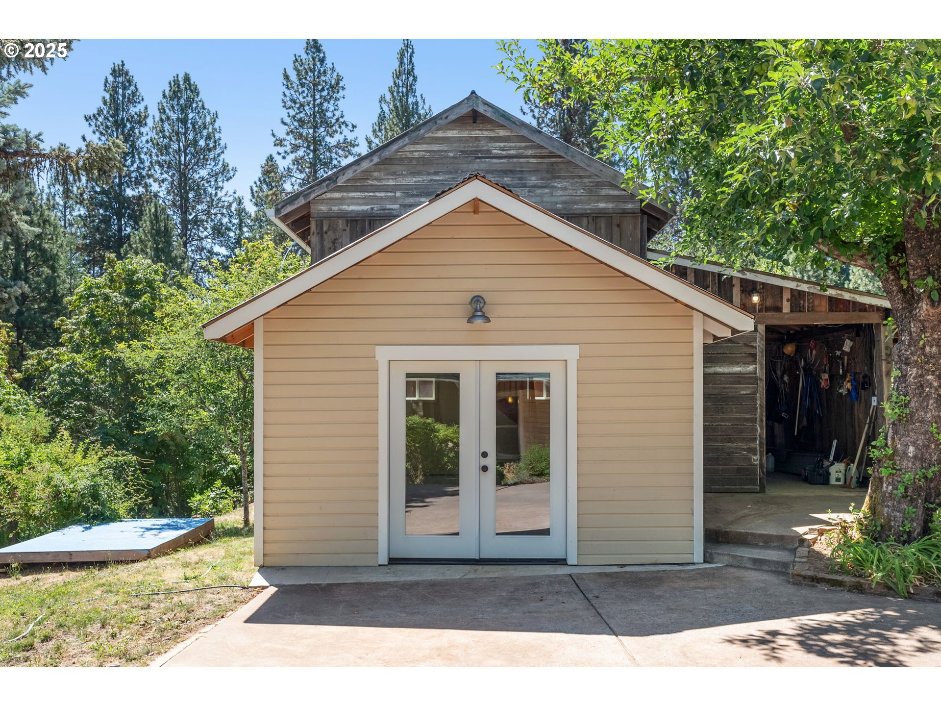 951 Mosier Creek Road Mosier, OR 97040 - Photo 41 of 48 Gallery Image 41