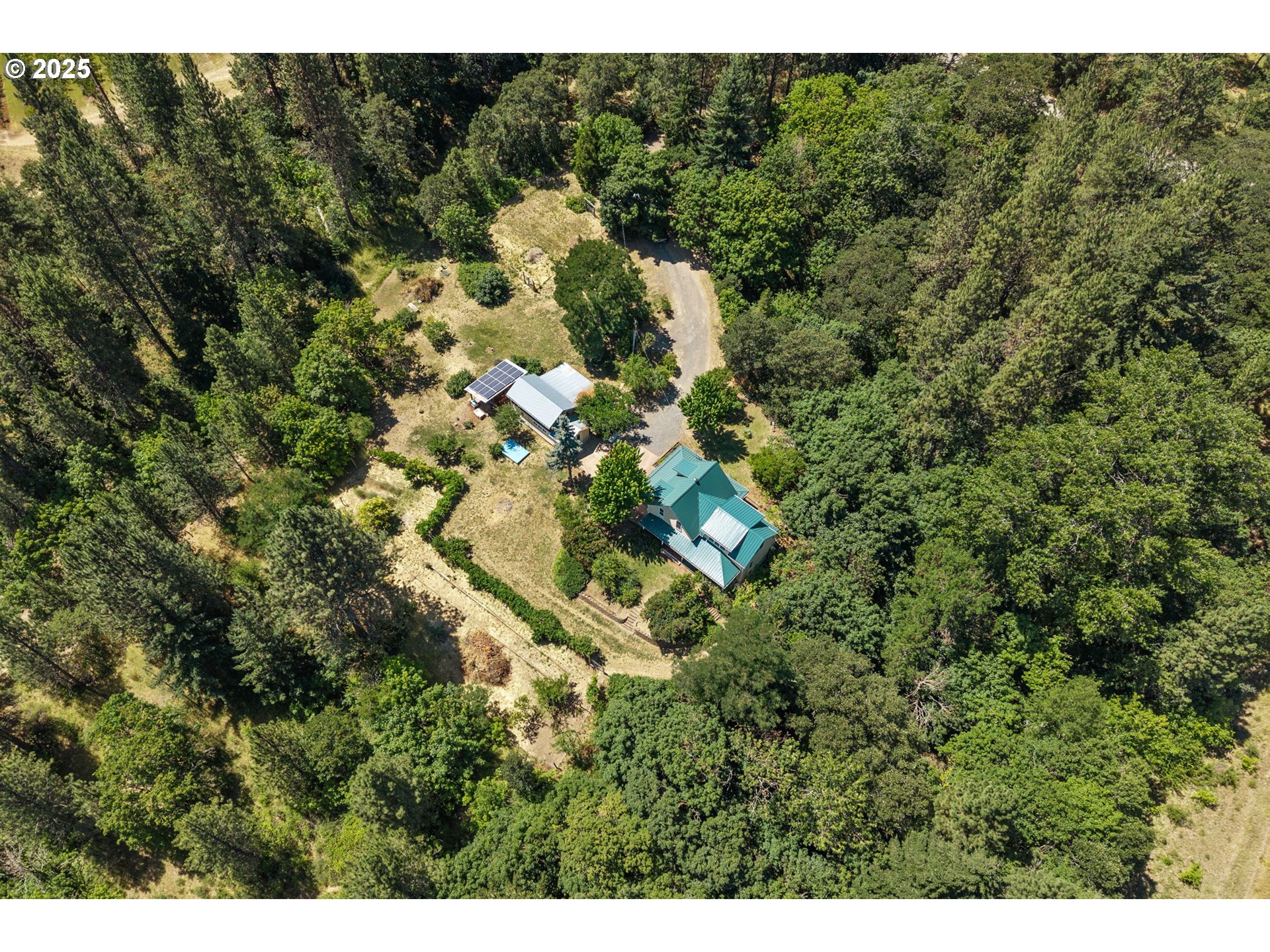 951 Mosier Creek Road Mosier, OR 97040 - Photo 46 of 48 Gallery Image 46