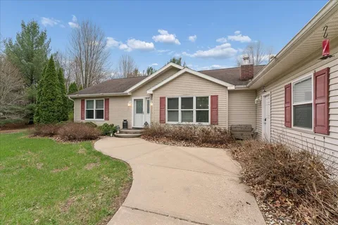 $420,000 | 29387 Pine Prairie Lane, Lone Rock, WI 53556