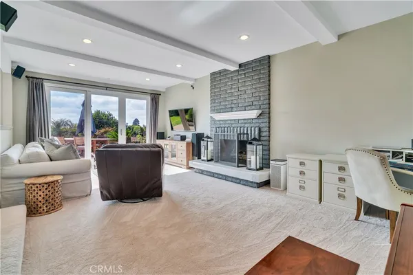 $3,289,000 | 1232 Vía Coronel, Palos Verdes Estates, CA 90274