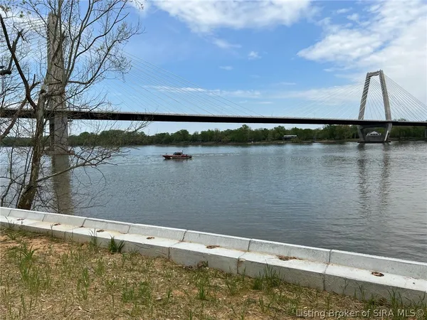 $227,500 | Upper River Road, Jeffersonville, IN 47130