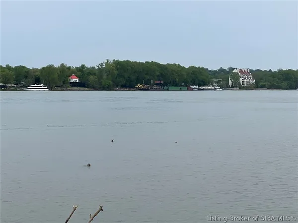 $227,500 | Upper River Road, Jeffersonville, IN 47130