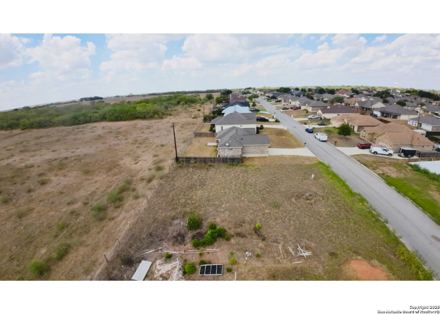 152 North First Street Floresville, TX 78114 - Photo 7 of 7 a view of a city