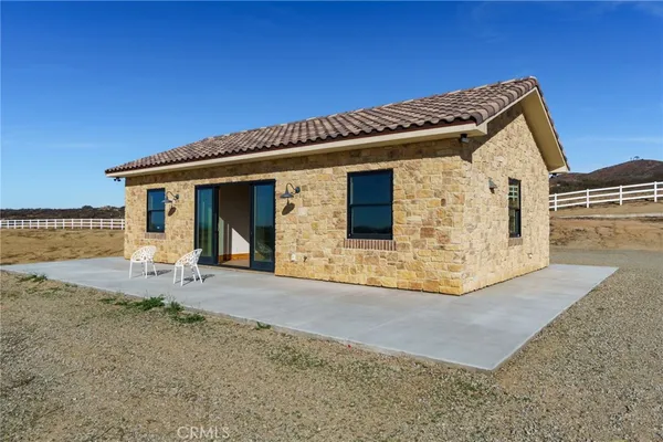 $799,999 | 37219 Quarter Valley Road, Temecula, CA 92592