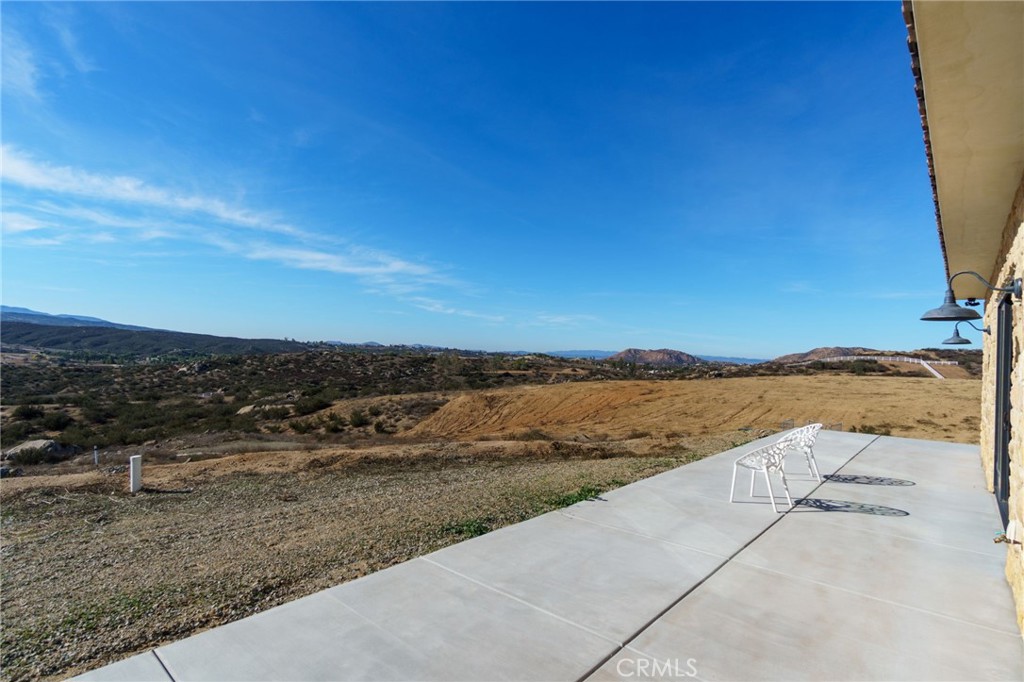 37219 Quarter Valley Road Temecula, CA 92592 - Photo 34 of 51 Plenty or room for toys