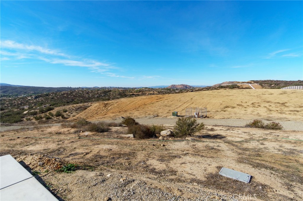 37219 Quarter Valley Road Temecula, CA 92592 - Photo 36 of 51